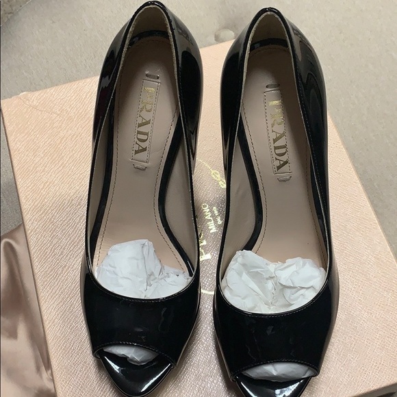 Prada Black Patent peep toe pumps size 37.5 - Picture 4 of 8